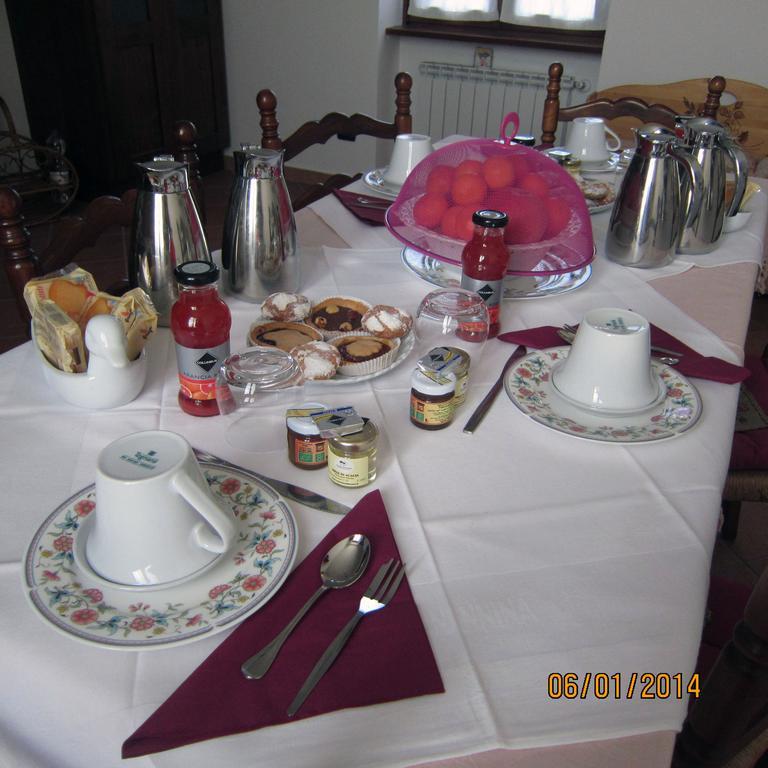 Bed And Breakfast Azienda Agricola Cascina Salazzara Маджента Екстер'єр фото